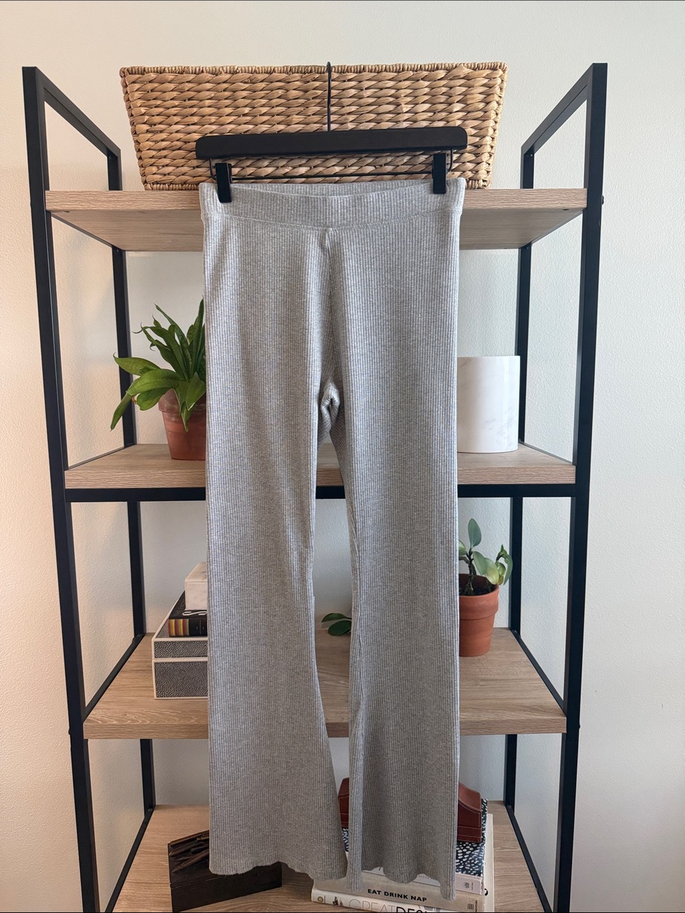 Pink Victoria's Secret Mid-Rise Rib Knit Gray Heather Flare Legging Pant, M